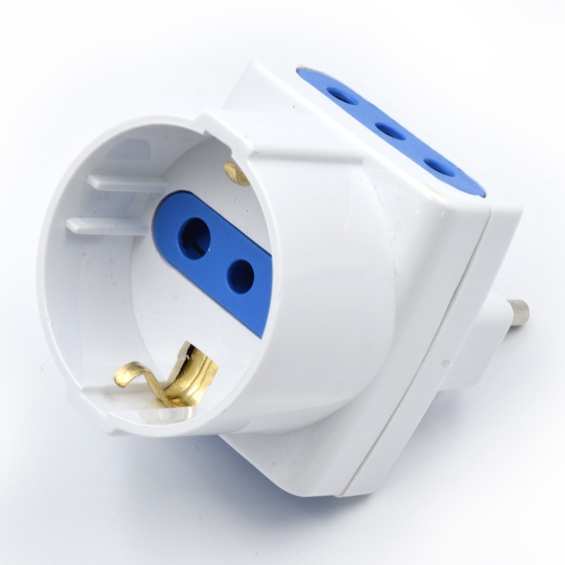 Adattatore semplice 3 prese con spina italiana 10A